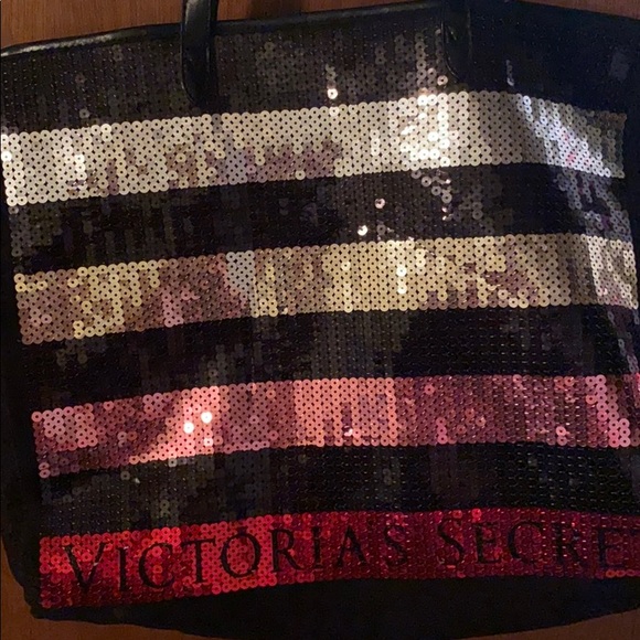 Vs tote - Picture 2 of 2